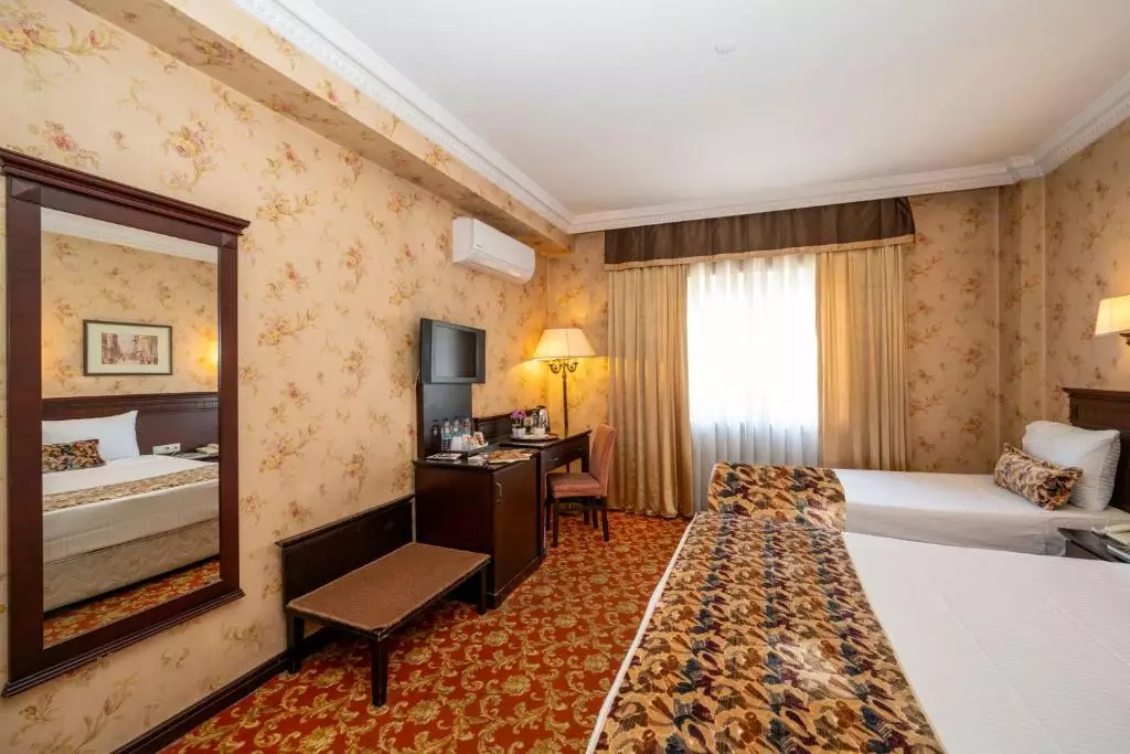Pera Rose Hotel